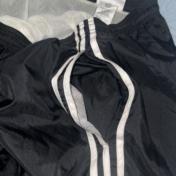Adidas Mens Black Nylon Mesh-Lined Athletic Shorts - Picture 4 of 8